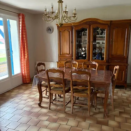 Chez Jeannot Et Jeannette Allards